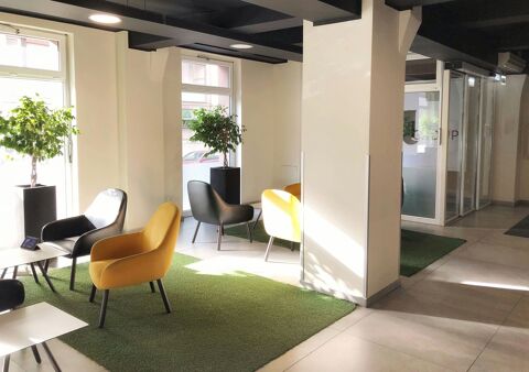 VANNES NORD OUEST- Local commercial d'environ 182 m&sup2; - EXCELLEN 3099 56890 Plescop