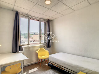 Appartement à vendre 5 pièces 98 m²