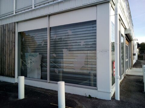   Local Commercial de 900 m² au Sud de Limoges à louer ! 