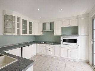  Maison à vendre 8 pièces 239 m²