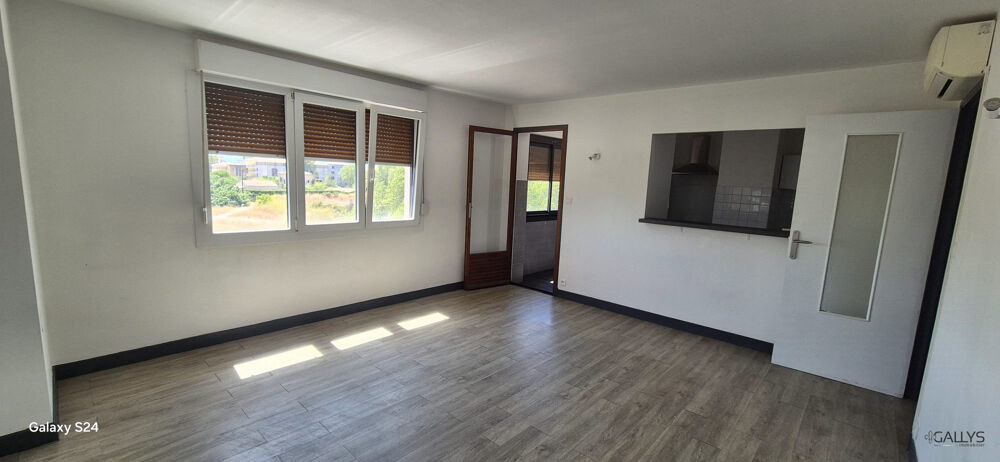 Vente Appartement T3 de 73m² place de parking + double clim + nombreux rangements Fréjus