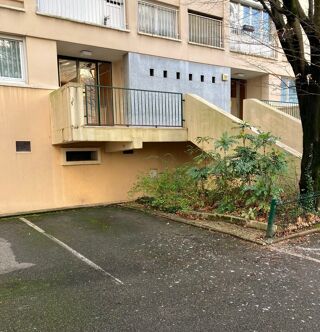  Parking / Garage  vendre 15 m