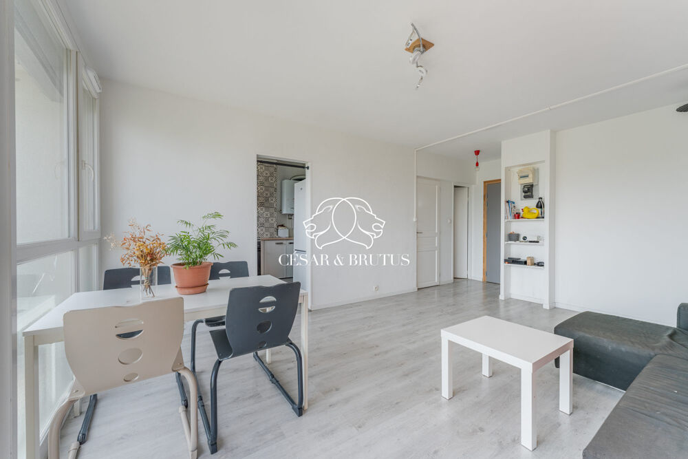 Vente Appartement T4 lumineux avec balcon et parking – Clé en main ! Bron