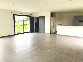  Maison  louer 7 pices 203 m