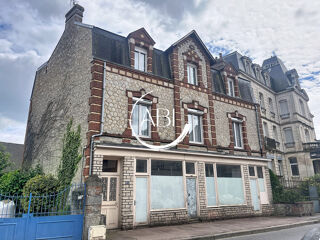  Maison à vendre 10 pièces 260 m²