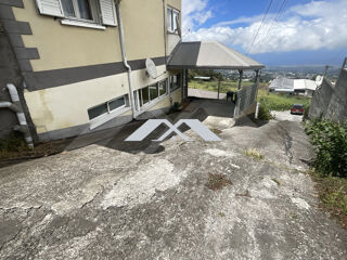  Immeuble � vendre 254 m�