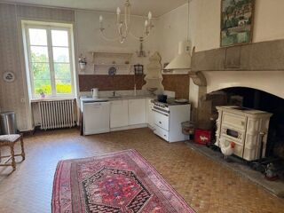  Propri�t�/ch�teau � vendre 13 pi�ces 380 m�