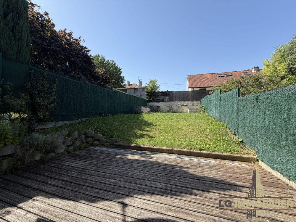 SAINT-ACHEUL - PAVILLON DE TYPE 5 AVEC TERRASSE ET JARDIN