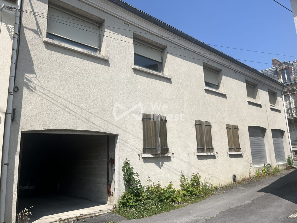 Plateau à aménager  T2  31,03 m²  Cave et une place