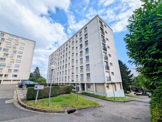  Parking / Garage à louer 10 m²