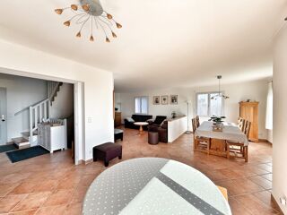  Maison � vendre 8 pi�ces 213 m�