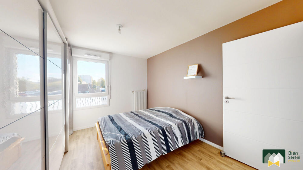 Vente Appartement Appartement trois pièces avec deux stationnements - Lucé Lucé
