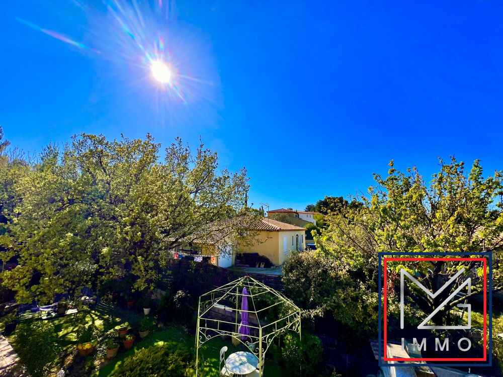 Vente Maison SANARY SECTEUR RESIDENTIEL MAISON T4 AVEC GARAGE Sanary-sur-mer