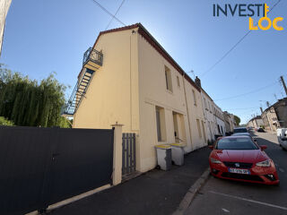  Immeuble � vendre 143 m�