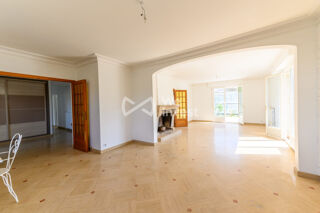  Maison à vendre 8 pièces 180 m²
