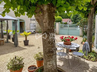  Immeuble à vendre 560 m²