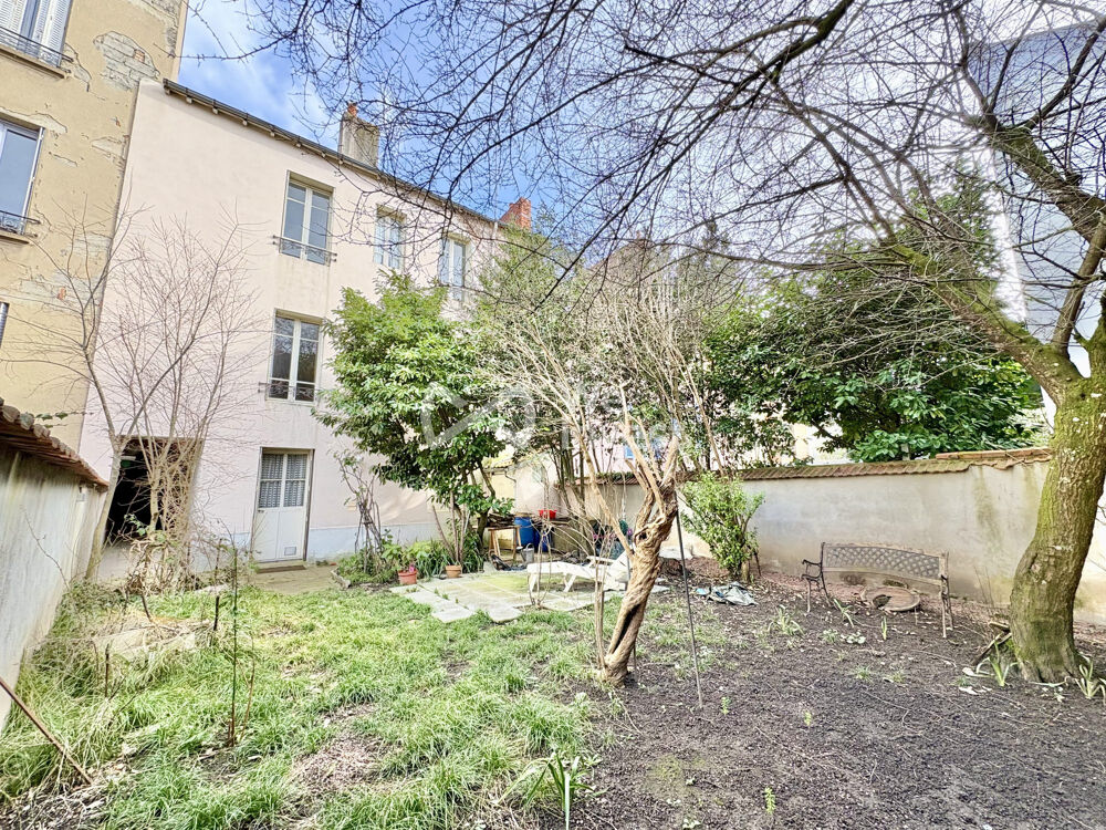 Villa sur sous-sol complet de type 6 de 150 m2 habitables avec j