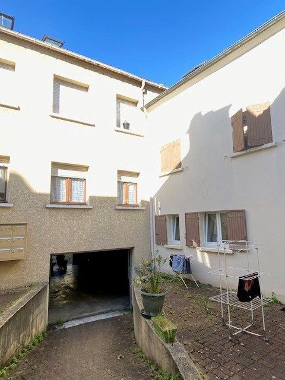 Location Appartement STUDIO MEUBLE MANSARDE DE 23,73 m² Taverny