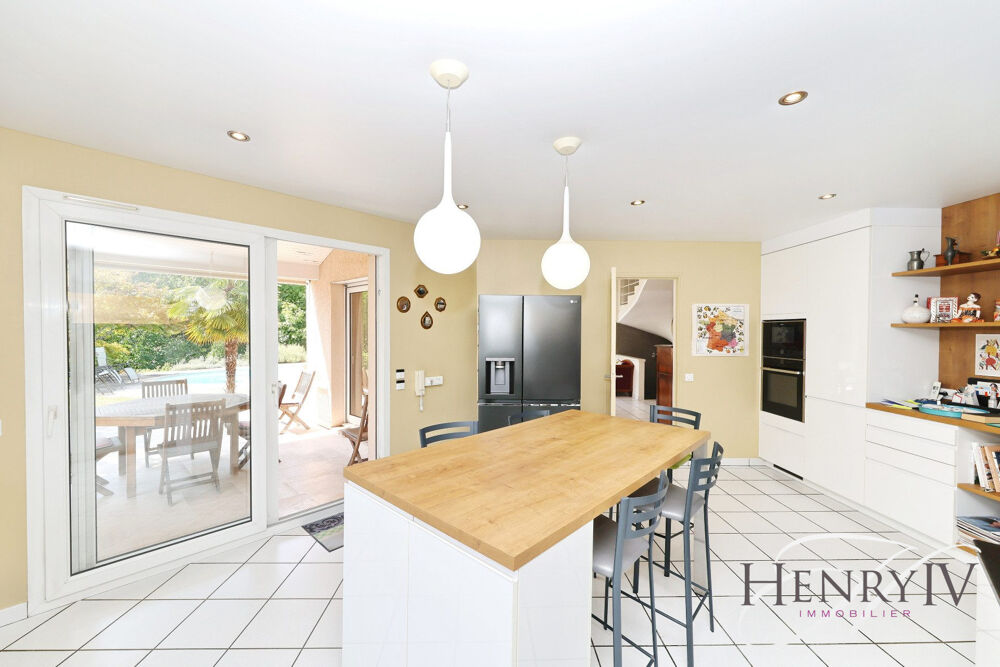 � vendre  Maison Saint-Ismier (38330)