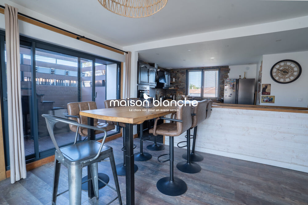 Grande maison atypique à 1.5 km des plages