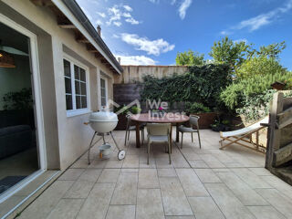  Maison � vendre 8 pi�ces 234 m�