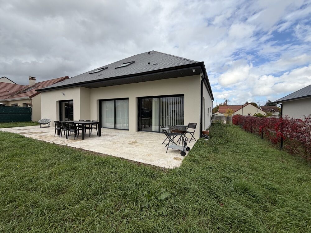 Vente Maison Maison contemporaine avec 5 chambres Saint-ay