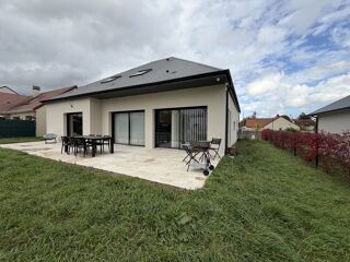  Maison à vendre 7 pièces 204 m²