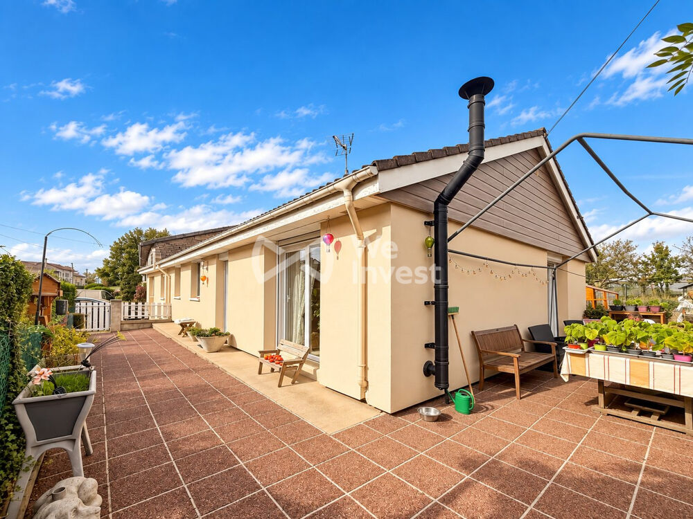 Vente Maison Maison de plain-pied – 3 chambres, grand espace de vie et gara Beaufort-en-argonne
