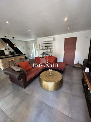  Maison à vendre 11 pièces 225 m²