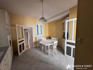  Maison à vendre 8 pièces 231 m²
