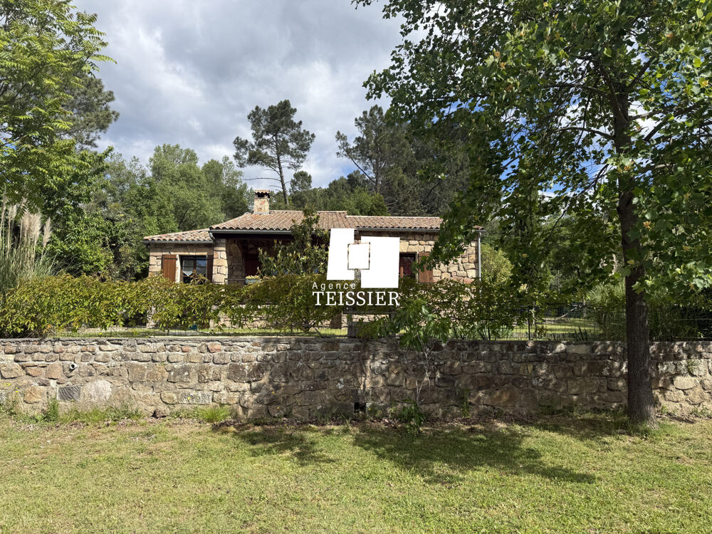 07140 Les Vans : Maison en pierre indépendante avec vue
