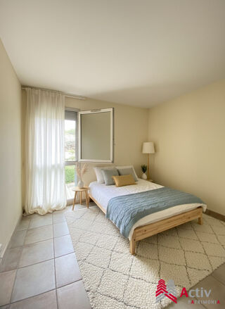  Appartement � vendre 1 pi�ce 120 m�