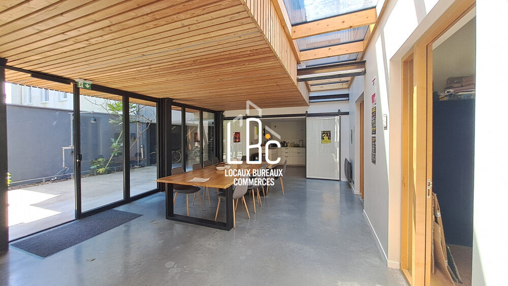   Nantes- Bureau à vendre 323 m2 Nantes