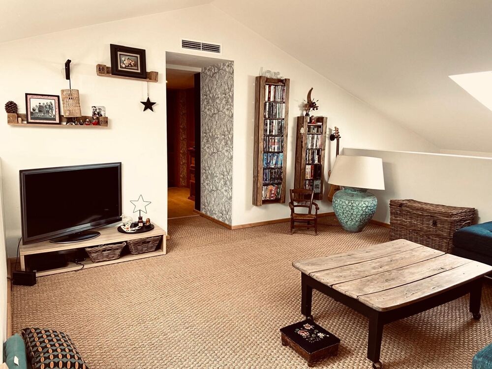 Vente Maison Maison familiale de 4 chambres + bureau avec jardin, piscine et Beauregard