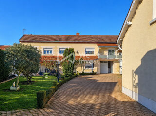  Maison à vendre 11 pièces 284 m²