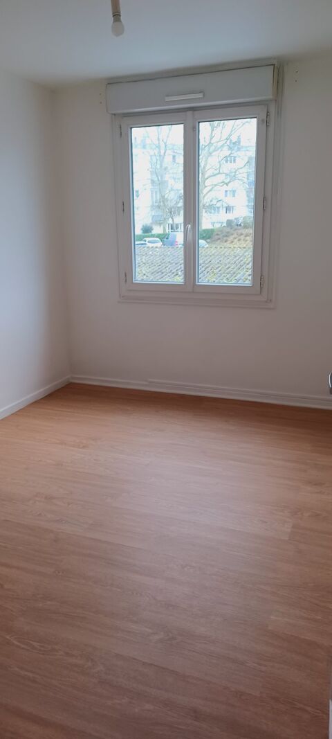  Appartement � louer 5 pi�ces 82 m�