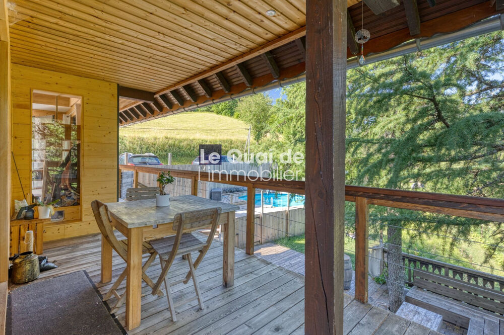 BAISSE DE PRIX : CHALET 8 PIECES (166 m²) + PISCINE
