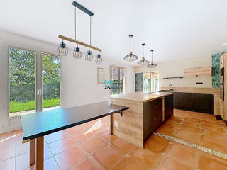  Maison à vendre 9 pièces 259 m²