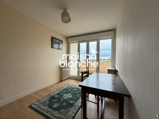  Appartement à louer 3 pièces 68 m²