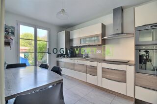  Maison � vendre 7 pi�ces 145 m�