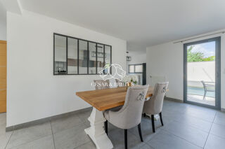  Maison à vendre 5 pièces 136 m²