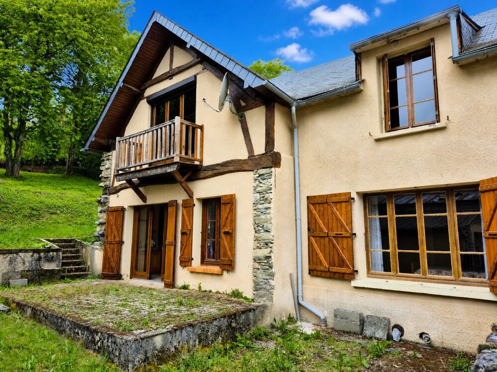 Maison 5 pièces 127 m² · à Saint-Arroman · 127 m² · 127 800 €