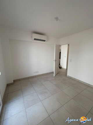  Appartement à louer 2 pièces 42 m²
