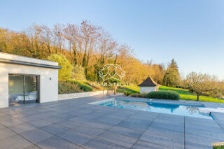  Maison  vendre 7 pices 185 m