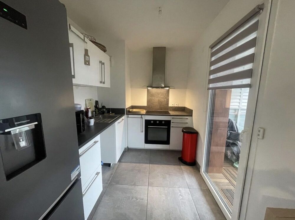 Location Appartement BEAU T3 AVEC TERRASSE ET GARAGE Dardilly