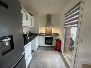  Appartement à louer 3 pièces 63 m²
