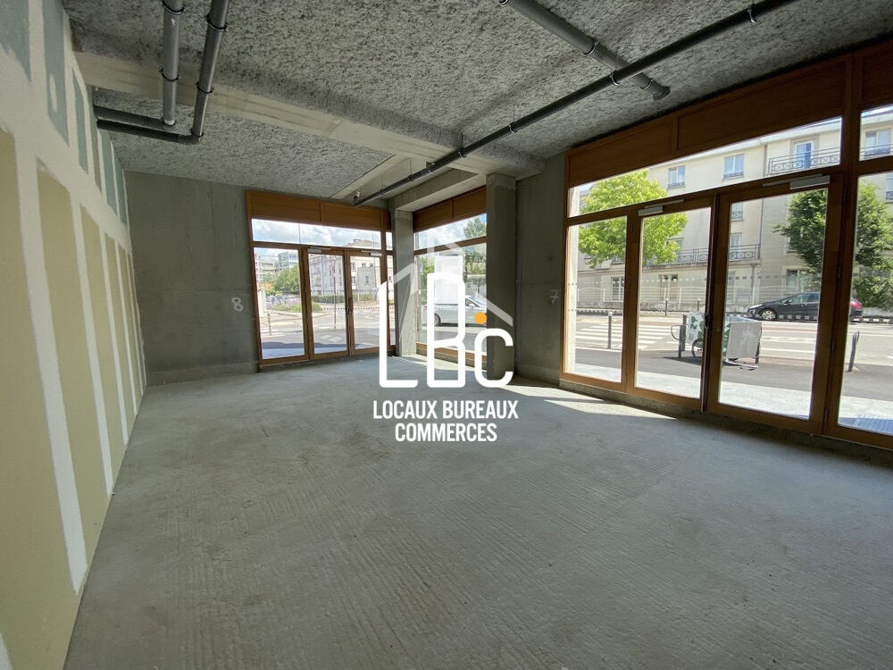   Nantes Est - Local commercial neuf 120 m² à louer 