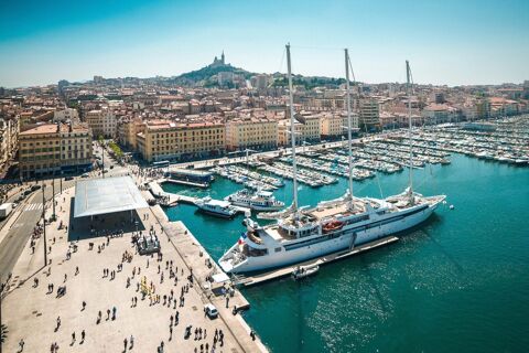 VIEUX PORT - LOCAL COMMERCIAL A VENDRE LOUE 178000 13002 Marseille
