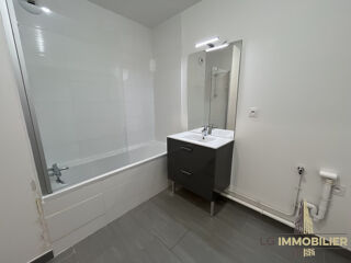  Appartement à louer 3 pièces 69 m²