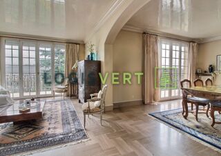  Maison à vendre 11 pièces 256 m²